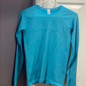 ivivva sports shirt